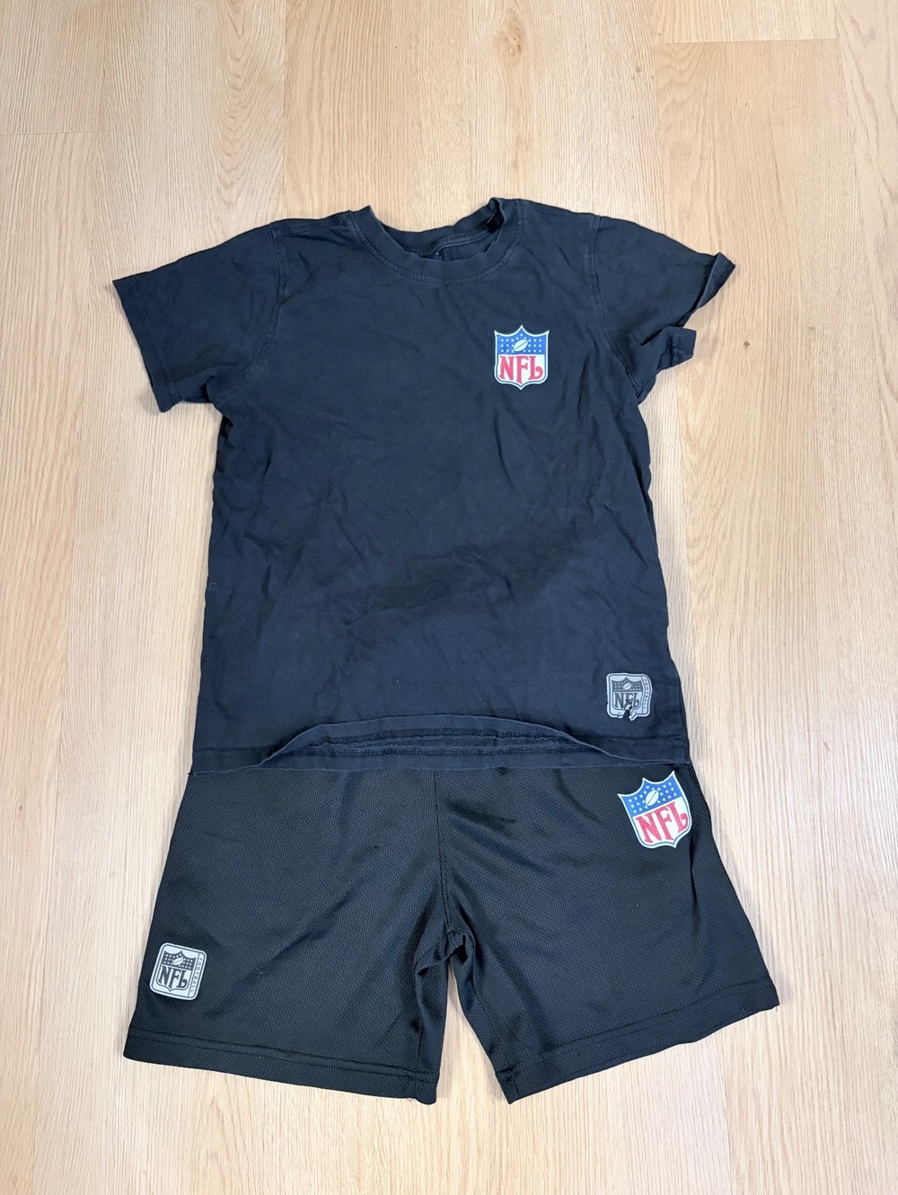 Boys NFL Youth T-Shirt & Shorts 2-Piece Set Black Size 10/12